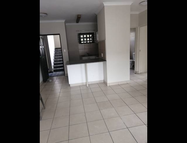 3 BEDROOM APARTMENT TO LET IN WESTVILLE